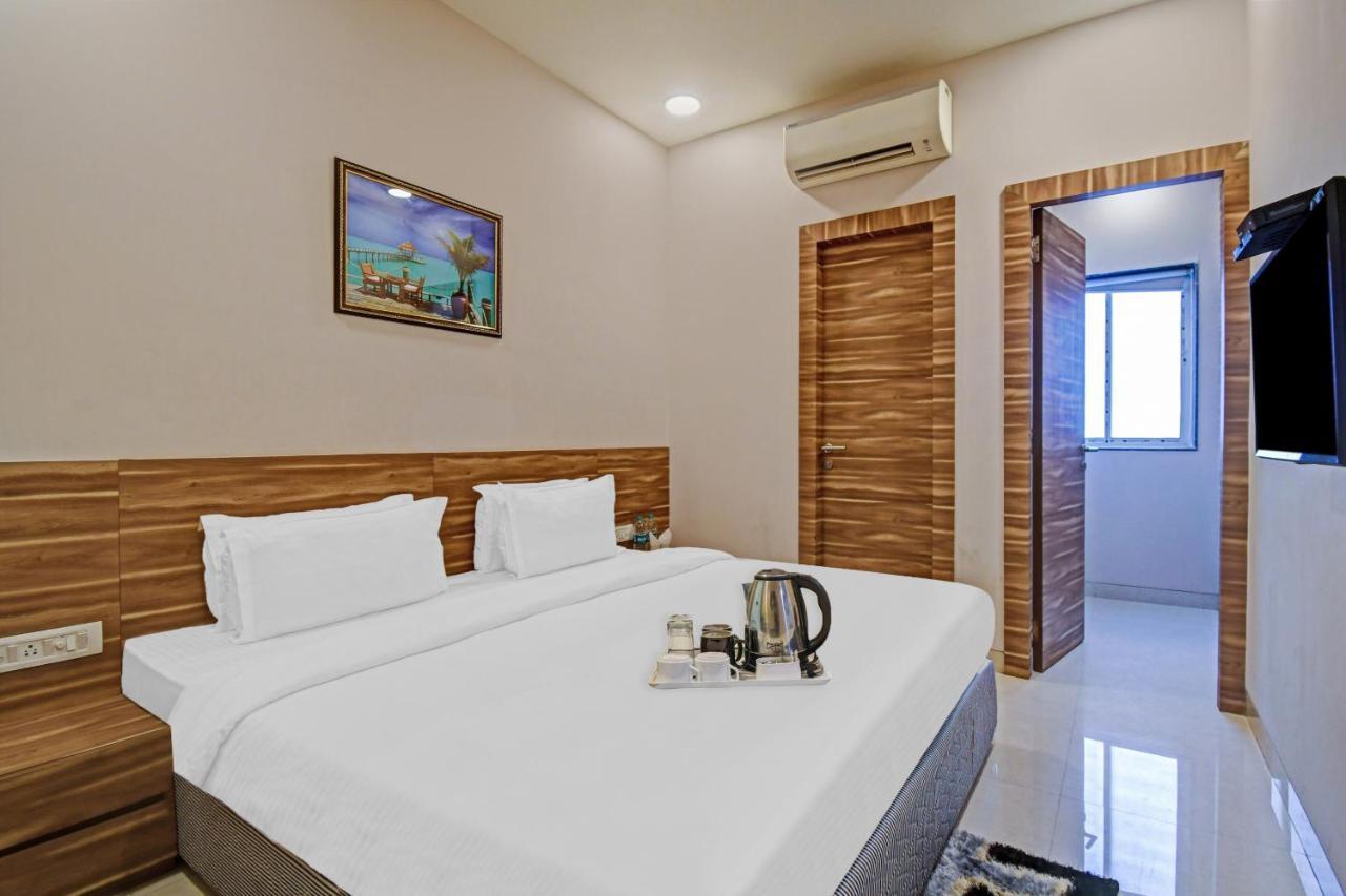 Super Townhouse Hotel All In One Near City Centre Salt Lake Salt Lake City Ngoại thất bức ảnh