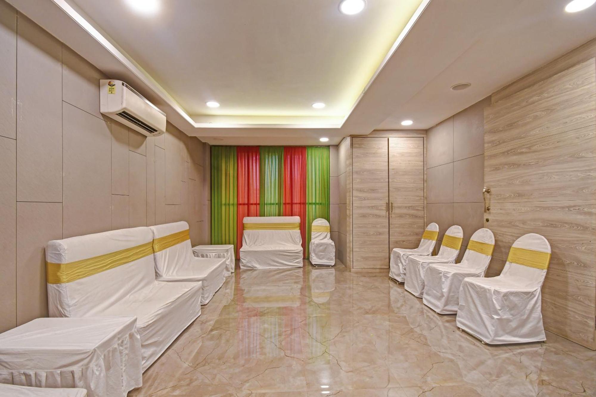 Super Townhouse Hotel All In One Near City Centre Salt Lake Salt Lake City Ngoại thất bức ảnh
